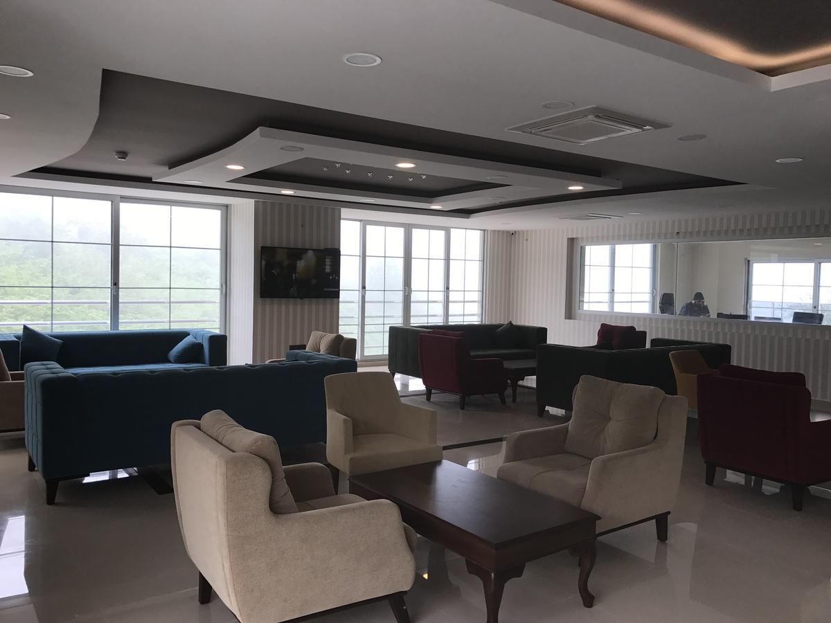 Gold Mina Otel Trabzon Bagian luar foto